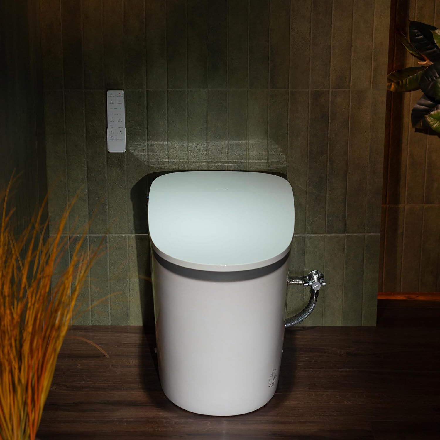 B0DPQ7QHRC - WOODBRIDGE Smart Bidet Toilet with Auto Open/Close,1000 Gram MaP Flush